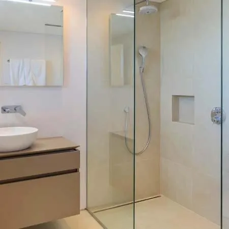וילה Sleeps 8 Pool Air Con T480315 ואלה דה לובו