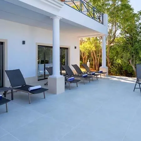 Sleeps 8 Pool Air Con T480315 וילה