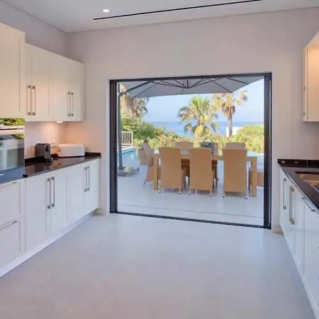 וילה Sleeps 8 Pool Air Con T480315 *